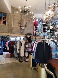-拾光年华摄影馆(菱角湖公园店)