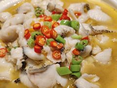 -呷湘厨·鱼汤捞饭·剁椒鱼头·辣椒炒肉(国家会展中心店)