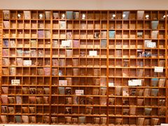 -猫的天空之城概念书店(印象城购物中心店)