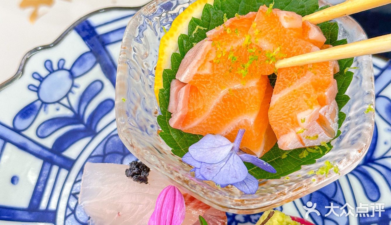 不敢信是深圳的物价...人均100+...