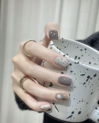 -秀色美甲美睫纹绣护肤