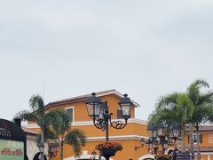 -佛罗伦萨小镇广佛名品奥特莱斯(疏港路店)