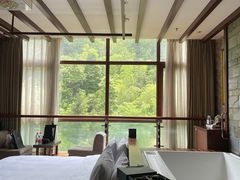 -中铁花水湾温泉酒店(大邑店)