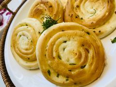 葱花油饼-万龙洲海鲜(大兴绿地缤纷城店)