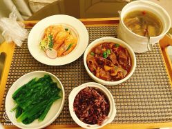 -臻康乃馨月子中心(集美店)
