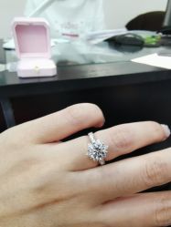 -威德钻石-克拉钻大本营(南京东路店)