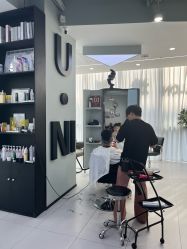 -U·NI SALON 造型