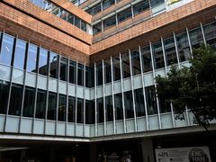 -香港大学