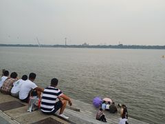 -人民防洪胜利纪念塔