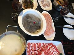 -小天鹅火锅·一线江景洪鼎旗舰店(洪崖洞店)