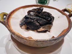 花雕沙窝盐焗鸡-北京厨房(SKP店)