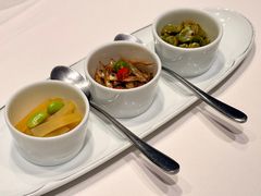 餐前小凉菜三样-荣轩(新荣记环球金融中心店)