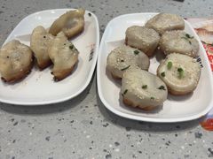 -小杨生煎(金山百联购物中心3楼店)