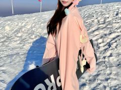 -浙东第一尖雪山欢乐谷