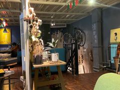 -84那年咖啡馆(李沧万达店)