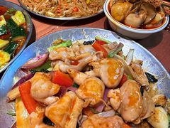 -后街佬·炭火鲜鱼杂(33小镇店)