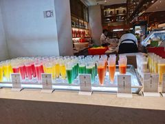 -雍和会海鲜姿造自助(湖东路店)
