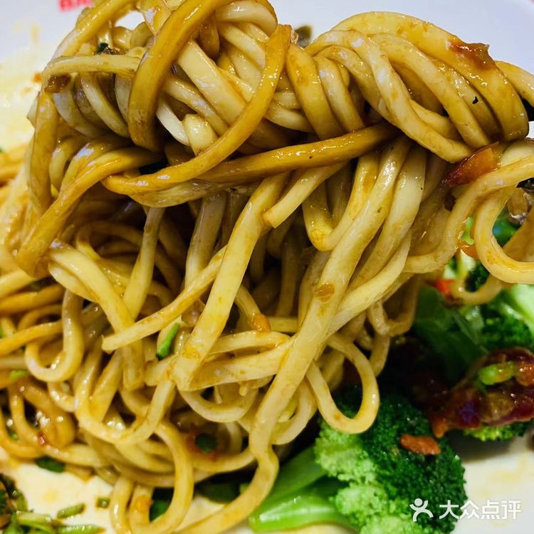 不出郑州就能解锁全国美食
