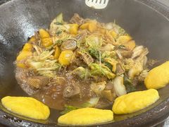 -粘豆包柴火铁锅炖