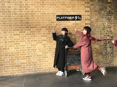 -九又四分之三站台
