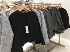 -优衣库(上海金桥国际商业广场店)