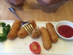 -必胜客(WOW西丽店)