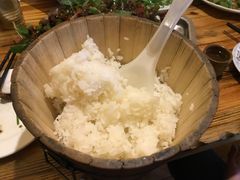 -小锅巴纳西餐厅