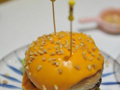 瀑布芝士牛肉汉堡-玩味工厂·东南亚特色餐厅(太古里店)