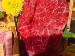 -山川小町·极番烧肉(新地假日广场店)