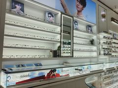 -精视达眼镜•专业儿童配镜中心(学府大道店)