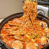想把这家韩食Bistro安利给全重庆！氛围感绝了啊啊啊
