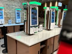 -七鲜超市(瑞虹天地太阳宫店)