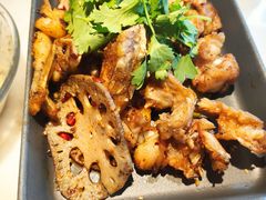 馋嘴香锅牛蛙-佬肥猫(国华广场店)