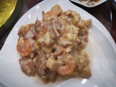 奶爆三样-恩宏德餐馆(平山道店)