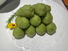 鲜虾芹菜虾丸子-品海楼·大连海鲜(老虎滩店)