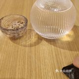 孤寒对影酒贪杯，如痴如醉如日料