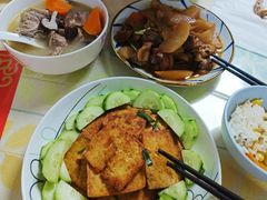 -天鹅到家·保姆月嫂育儿嫂(浦东店)