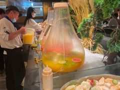-钱小奴海鲜自助黑金店(杭州滨江龙湖店)