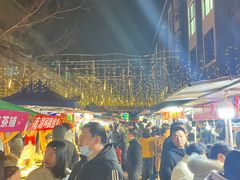 -南湖公园地摊集市