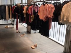 -URBAN REVIVO(深圳华润万象天地店)