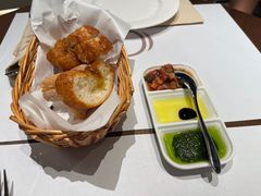 餐前面包配三种抹酱-CAPARESH開府莱舍(望京金辉店)