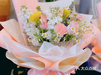 女人花 过节了当然要送花啦