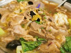 -马尔龙新疆饭店·清真(瑞景店)