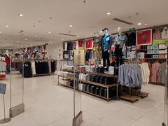 -优衣库(石家庄裕华万达广场店)