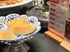 -忆江南·临江鱼馆