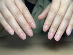 -槿里日式美甲工作室