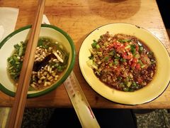 -拈签一笑黄牛肉辣卤串串