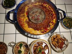-贤合庄卤味火锅(时代广场店)