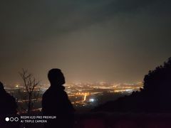 -鬼笑石后山停车场