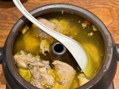 -云海肴·汽锅鸡·云南菜(天山百盛优客店)